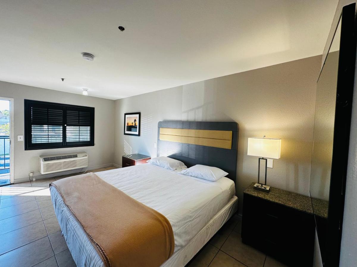 Casa Blanca Express & Suites Cypress Buena Park - Anaheim Area Ngoại thất bức ảnh